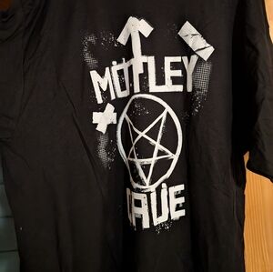 Motley Crue The Stadium 2022 Tour T-shirt